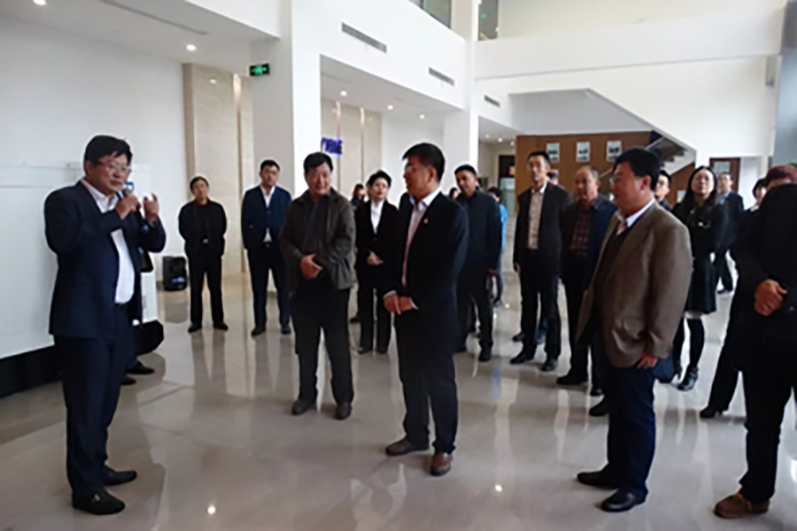 PAUWAY博威--感恩黨，話(huà)成就(jiù)，喜迎十九大(dà)